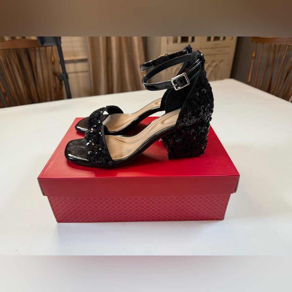 Kelly and Katie black sequin block heels size 7 prom party - Picture 1 of 9